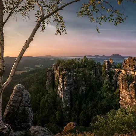 Apartman Grosses Im Zentrum Von Dresden, 2 Schlafzimmer, 2 Baeder, Balkon *