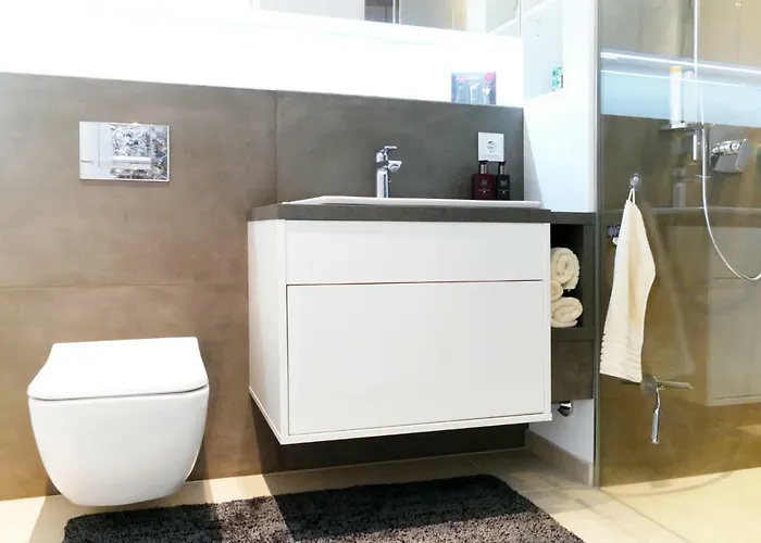 Apartman Grosses Im Zentrum Von Dresden, 2 Schlafzimmer, 2 Baeder, Balkon Drezda