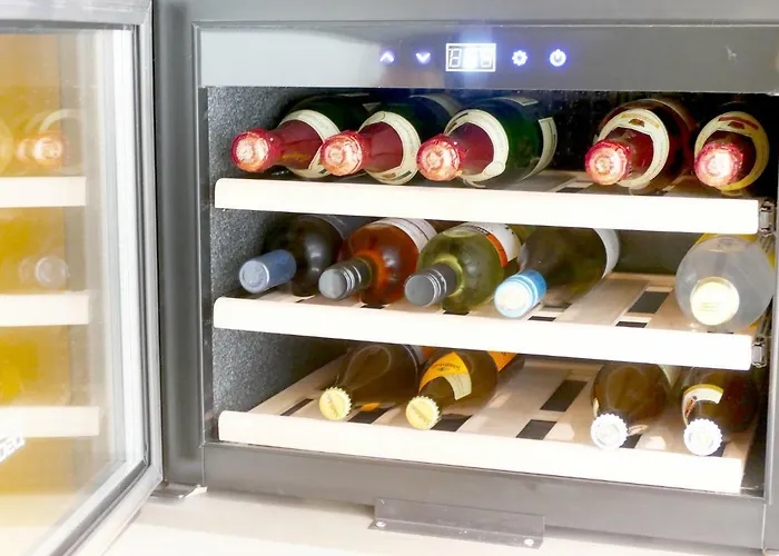 Grosses Im Zentrum Von Dresden, 2 Schlafzimmer, 2 Baeder, Balkon Apartman *