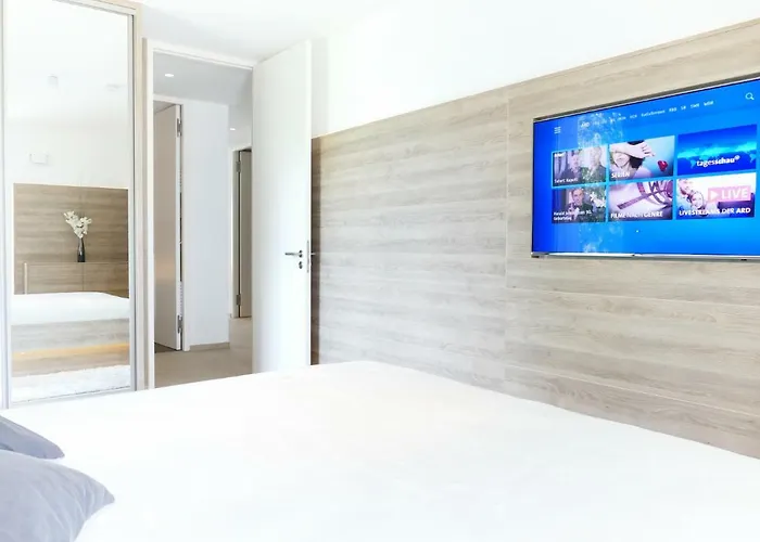 Apartman Grosses Im Zentrum Von Dresden, 2 Schlafzimmer, 2 Baeder, Balkon Drezda